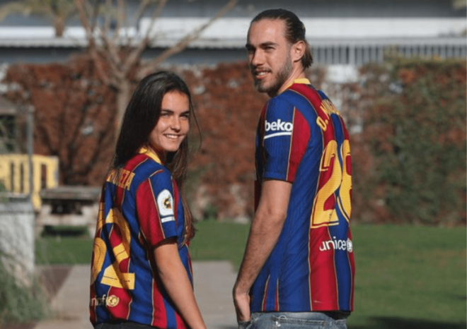 Óscar Mingueza y su hermana, Ariadna Mingueza en el FC Barcelona (Foto: arimingue).