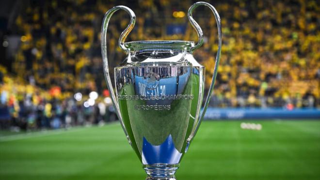 El trofeo de la Copa de Europa, presente en la ida de las semifinales en el Signal Iduna Park (Foto: Europa Press)