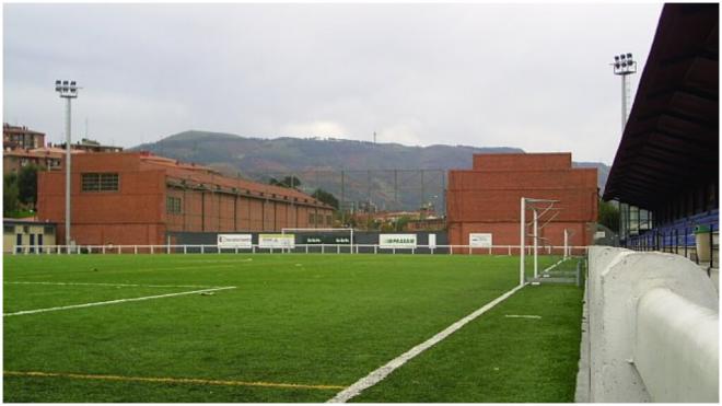 Campo de fútbol de Serralta, donde juega el equipo donde han sucedido los hechos a las menores (foto: futbolclub