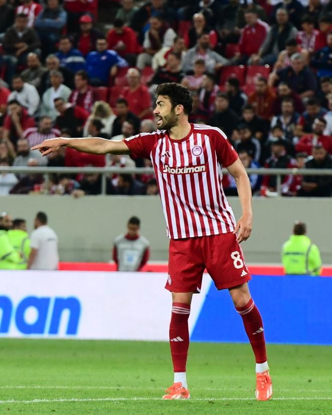 El centrocampista de Moncada ha encontrado la continuidad en Grecia sobre todo con Mendilibar.