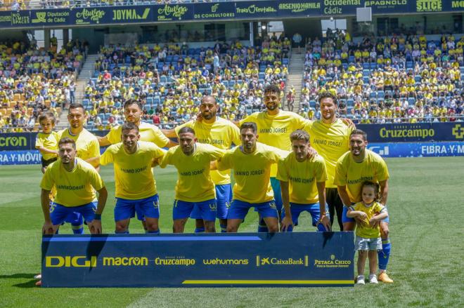 El once amarillo en el Cádiz - Getafe (Foto: Cristo García).