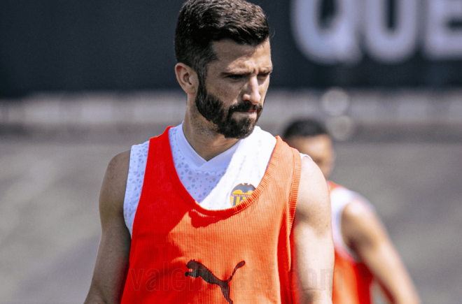 Gayà en el entrenamiento