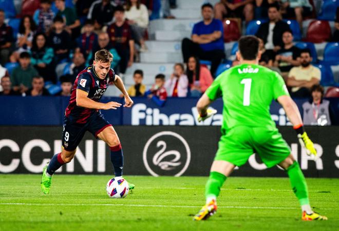 Dani Gómez, en un lance de esta pasada temporada del Levante en casa ante el Eibar (Foto: LUD).