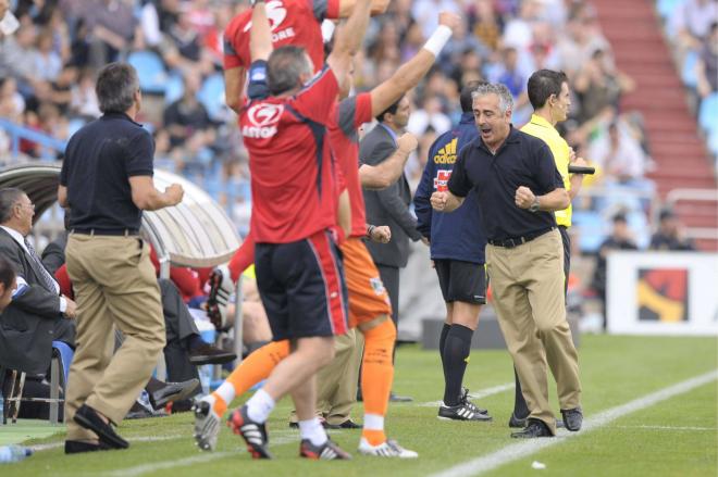 Manolo Preciado celebra un gol en su etapa en el Sporting (Foto: Cordon Press).