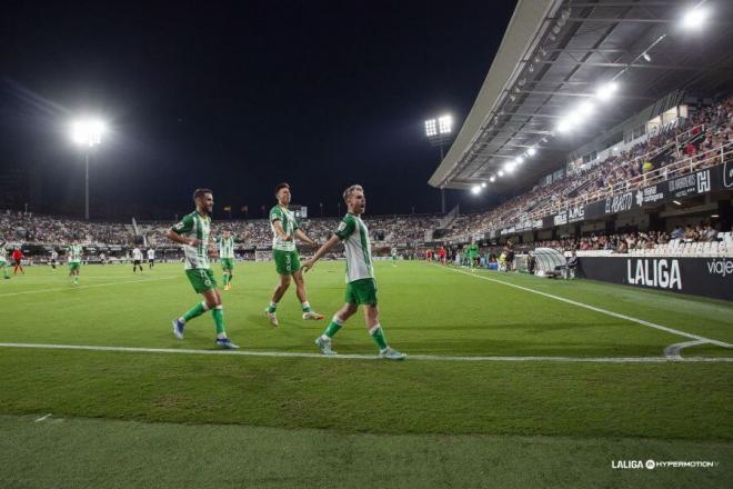 Peque, celebrando un gol con el Racing (Foto: LALIGA).