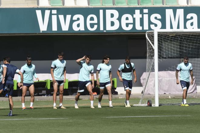 Último entrenamiento del Betis previo a su visita a Las Palmas