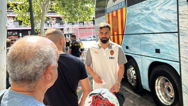 Giorgi Mamardashvili, en la convocatoria del Valencia CF ante el Girona FC