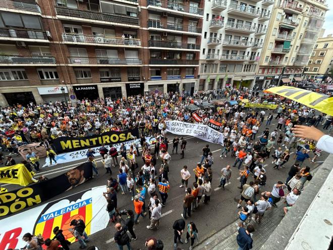 Manifestación contra Peter Lim del 19M.