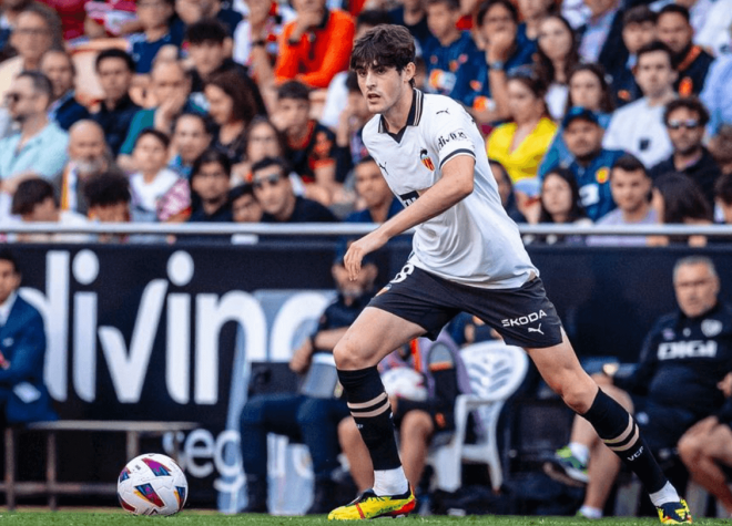 Javi Guerra en Mestalla