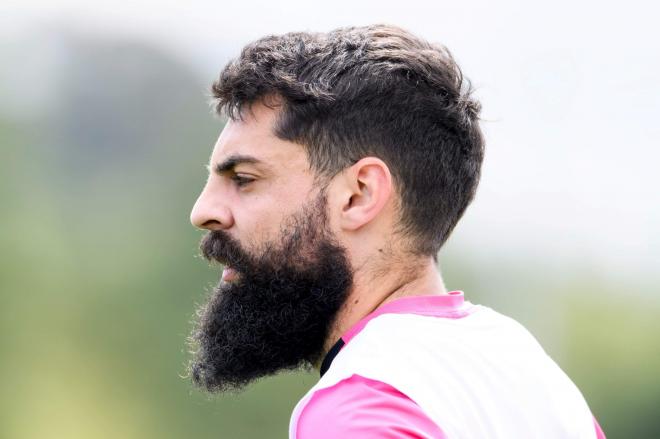 El 'Búfalo' Asier Villalibre entrenando en Lezama (Foto: Athletic Club).