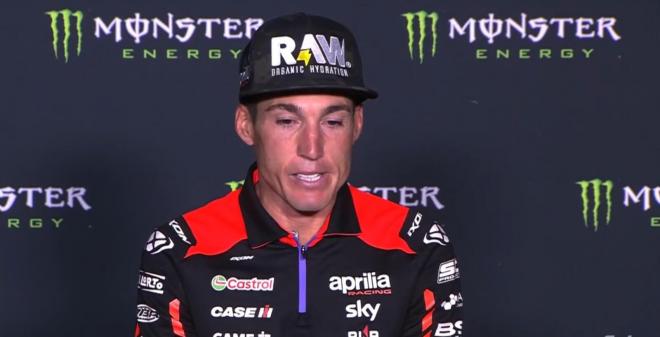 Aleix Espargaró se emociona en rueda de prensa (MotoGP)