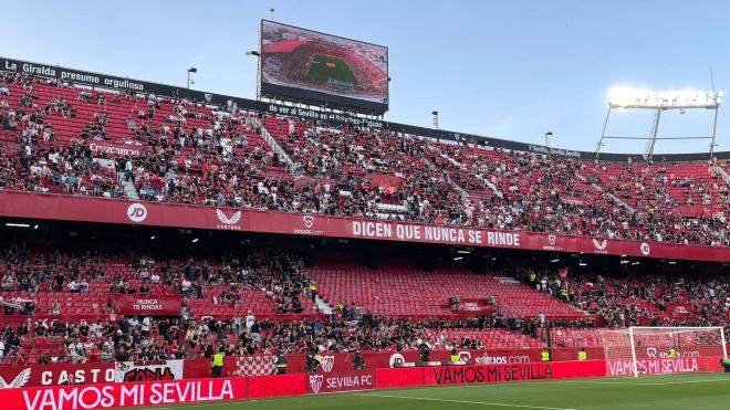 Imagen previa al Sevilla-Barça (Foto: Kiko Hurtado).