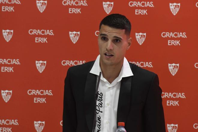 Erik Lamela en el acto de su despedida del Sevilla FC (foto: Kiko Hurtado).