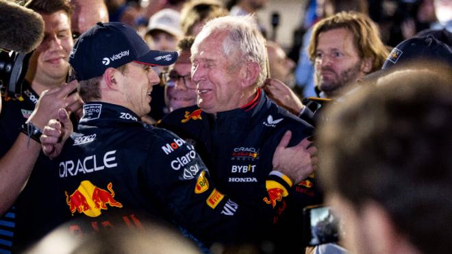 Max Verstappen y Helmut Marko, en el Mundial de Fórmula 1 (Foto: Cordon Press).