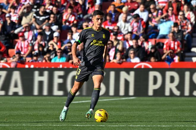 Sergi Cardona, durante un partido con Las Palmas (Foto: Cordon Press).