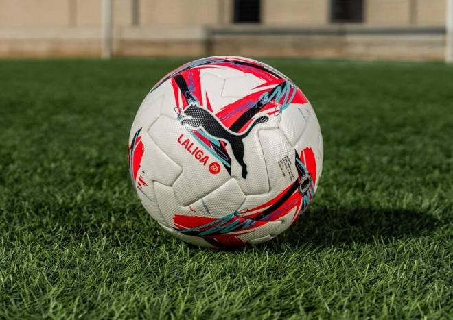 ORBITA, el nuevo balón de LaLiga para la temporada 2024/2025.