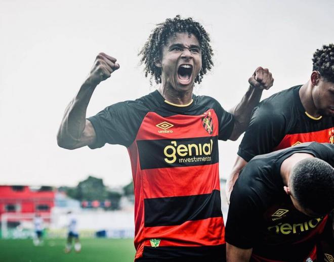 Pedro Lima celebrando un gol (Foto: SR).