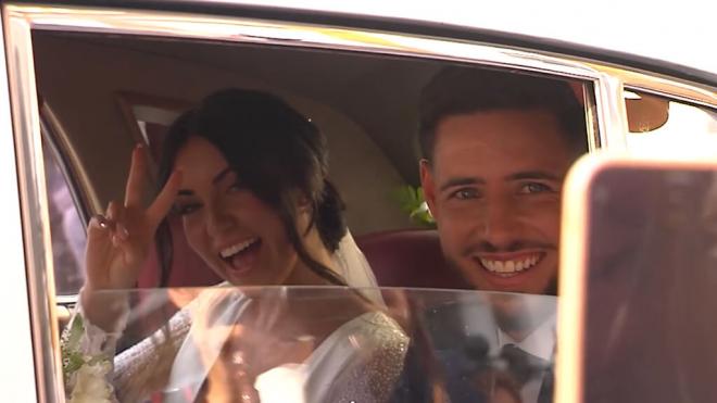 Álex Moreno y su boda más sevillana con Marina Sevidane en la Macarena.