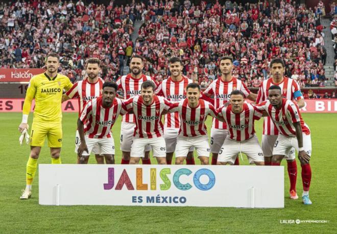 El once titular del Sporting para medirse al Espanyol en la ida del play off (Foto: LaLiga).