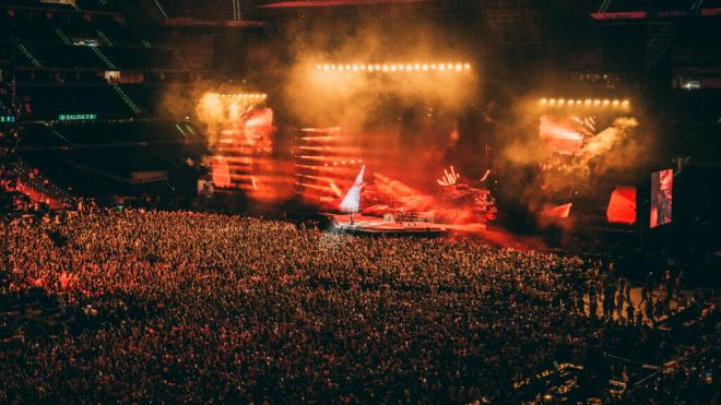 65.000 personas acudieron al Santiago Bernabéu a ver a Duki (@livedaleplay)