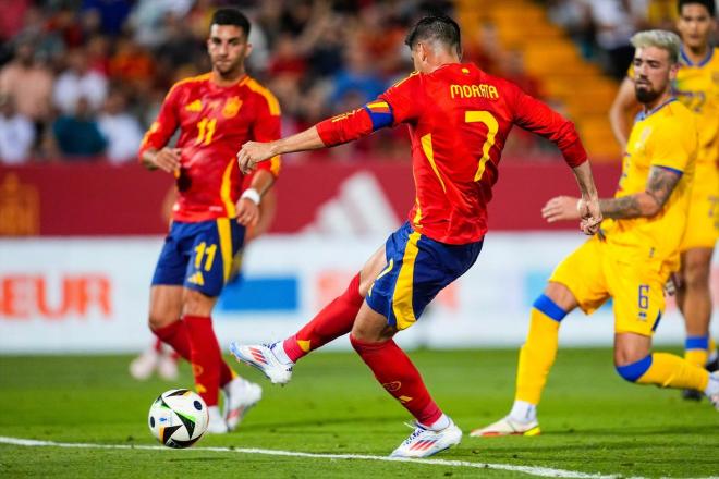 Álvaro Morata en un partido con la Selección Española (Foto: Europa Press)