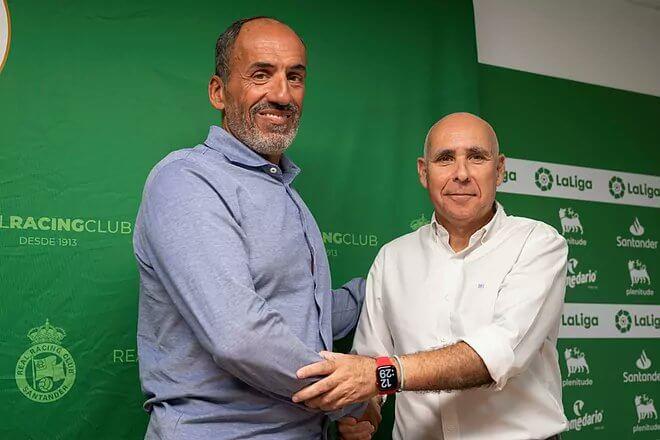 Sebastián Ceria (izquierda), máximo accionista del Racing Club. (Foto: EFE)