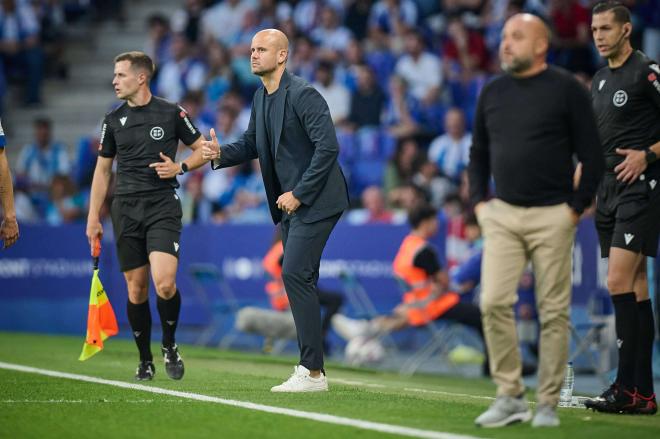 Miguel Ángel Ramírez en el Espanyol - Sporting (Cordon Press)