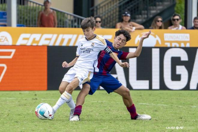 Imagen del Real Madrid-Barça de LALIGA FC Futures (Foto: LALIGA).