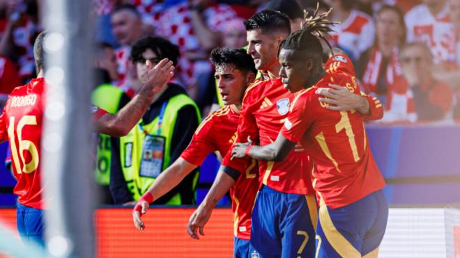 La Selección Española celebra uno de sus goles ante Croacia en la Eurocopa 2024 (foto: Cordon Press)