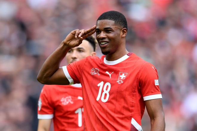 Kwadwo Duah celebra su gol en el Suiza-Hungría de la Euro 2024 (Foto: Cordon Press).