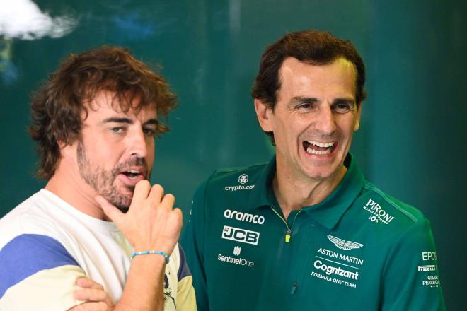 Fernando Alonso y Pedro de la Rosa (Foto: Cordon Press)