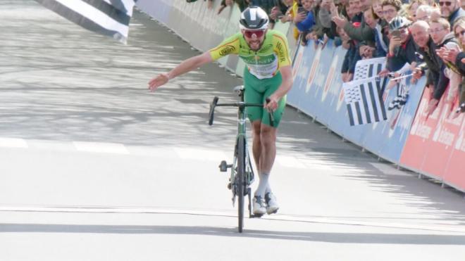 Alexis Guerin, el ciclista profesional que pulió el récord en la Quebrantahuesos.