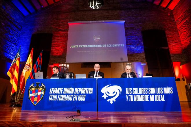 Una imagen de la pasada Junta General de Accionistas del Levante UD (Foto: LUD).