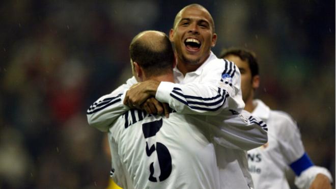 Zidane y Ronaldo, juntos en el Real Madrid (Foto: Cordon Press)