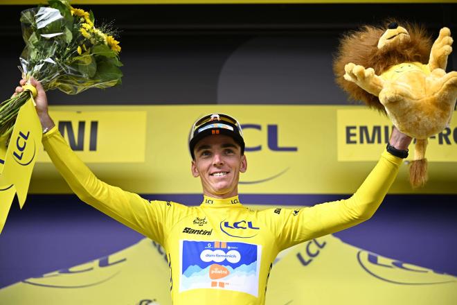 Bardet gana la primera etapa y se viste por vez primera de amarillo en su último Tour de Francia (