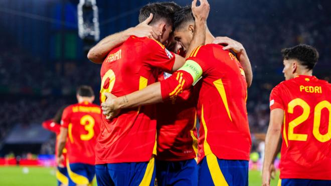 La celebración del gol de Fabián Ruiz (X: @SEFutbol)