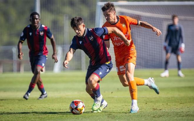 Cambra fue el máximo goleador del Atlético Levante de la pasada temporada en Tercera RFEF (Foto: LUD).