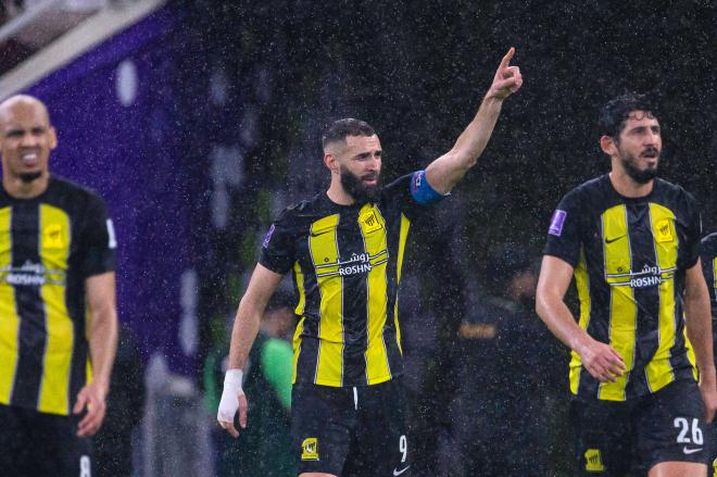 Karim Benzema celebra un gol con el Al-Ittihad (foto: Cordón Press).