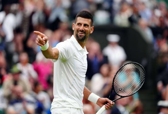 Djokovic celebra un punto en Wimbledon (Cordon Press)