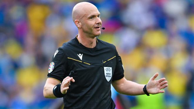 Anthony Taylor en un partido de la Eurocopa 2024 (Foto: Cordon Press)