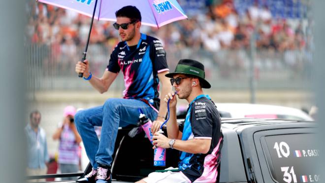 Esteban Ocon y Pierre Gasly, en el Gran Premio de Austria (Foto: Cordon Press).