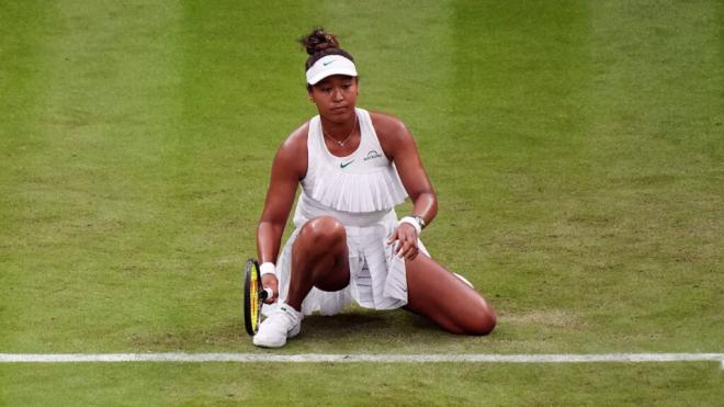 Naomi Osaka cayó de forma rápida en segunda ronda de Wimbledon (foto: Cordon Press).