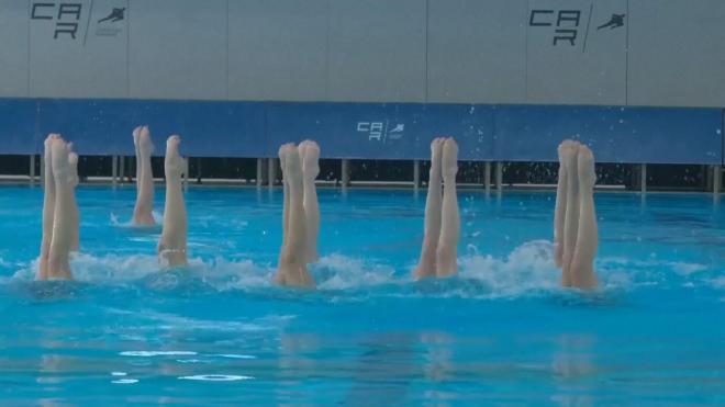 Unos de los números de la selección española de natación artística