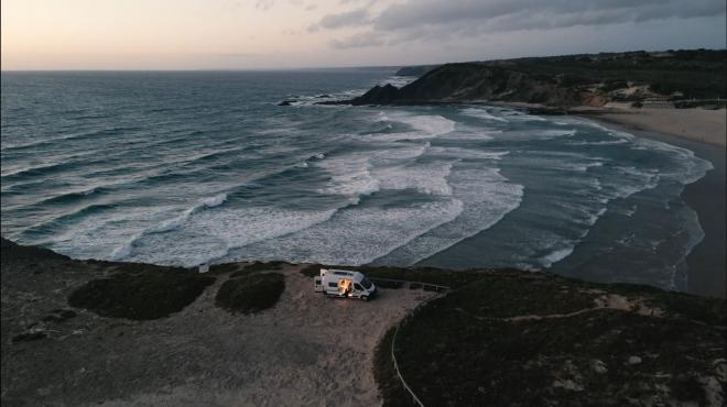 Concecamper situada en un idílico paraje natural en una playa (FOTO: Concecamper).