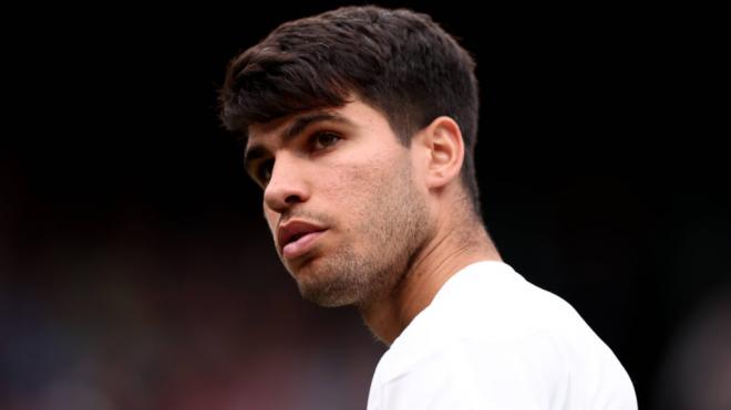 Carlos Alcaraz en Wimbledon (Foto: Cordon Press)