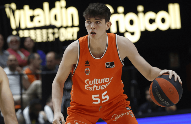 Sergio De Larrea se incorpora al primer equipo masculino de Valencia Basket