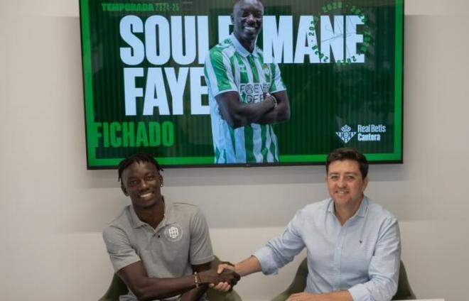 Souleymane Faye con Miguel Calzado (foto: RBB).