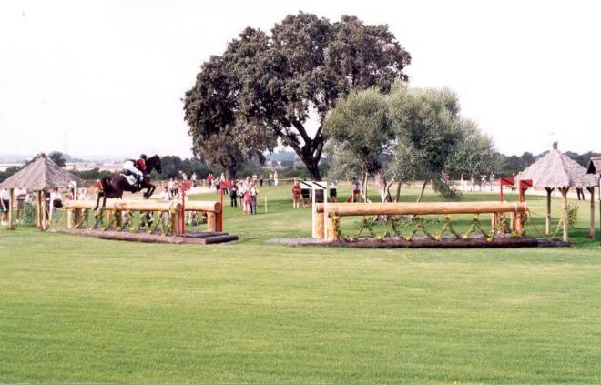 La parcela 'El Galopadero' volver a contar con actividad hípica.