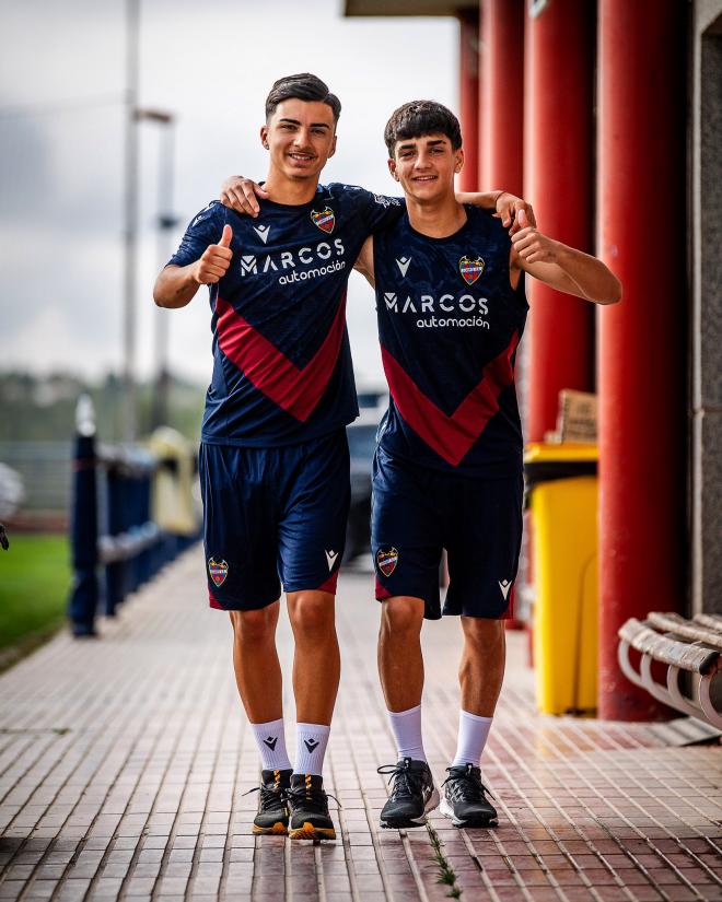 Paco Cortés y Victor Fernández, los dos talentazos más jóvenes a las órdenes de Calero (Foto: LUD).