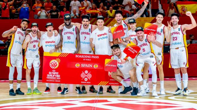 La Selección Española, con el billete de los Juegos Olímpicos (@BaloncestoESP)